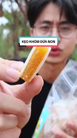Kẹo Khóm Dừa Non – Đậm Vị Dứa Chua Ngọt #keokhom #keoduanon #keochuangot #keongotbeo #keodua #anvattruyenthong #snackngot #doanvatngon #foodreview #ancungtiktok #foodtiktok #reviewnghiemtuc #LeanOnTikTok 