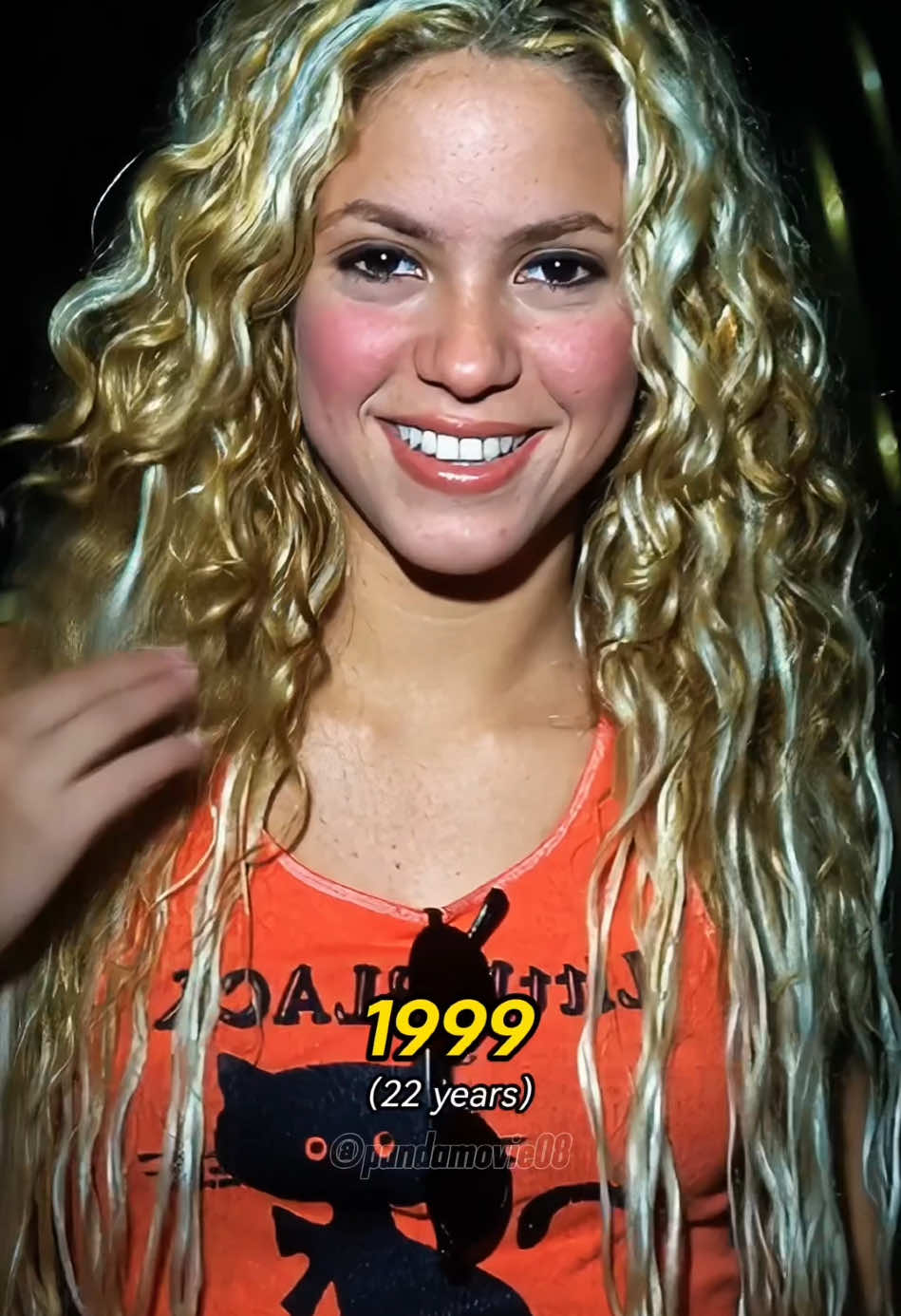 Have you ever heard the songs she sang? #Shakira #fyp #evolution #evolutionchallenge #throughtheyears 