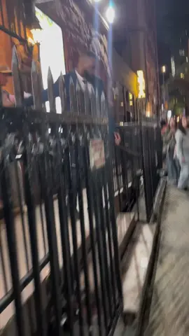 Thank you to the group that airdropped this video to my sister!! Even though I didn’t get a signature 3 times I still enjoyed the show and hope to see @milomanheim perform again in the future #littleshopofhorrorsmusical #littleshopnyc #littleshop #milomanheim #milo 