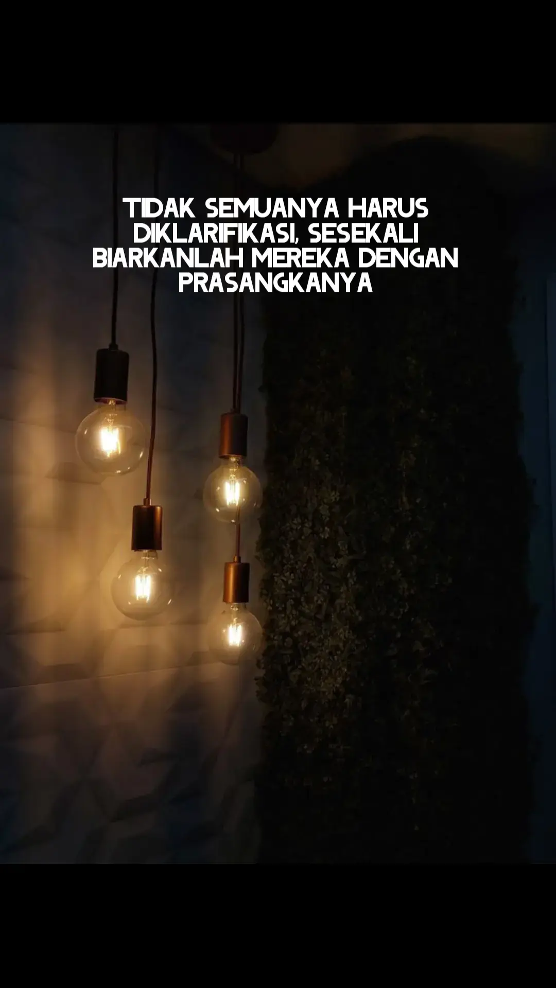 PADA AKHIRNYA KEBENARAN AKAN TERLIHAT SENDIRI TANPA PERLU TERLALU BANYAK PENJELASAN#foryou#foryoupage#masukberanda#fyptiktok#fypto#viralvideo#motivation#motivasi#katastory#storytiktok#katakata#quotes#quotestory#reminder