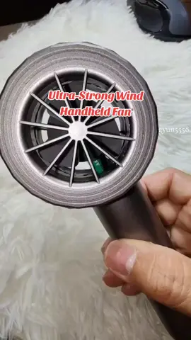Stay cool anytime, anywhere with this ultra-quiet handheld fan. Features 3000mAh rechargeable battery, LED display, and 0.35s instant cooling—perfect for home, travel, or outdoor use. #handheldfan #fan #aircooled #strongwinds 