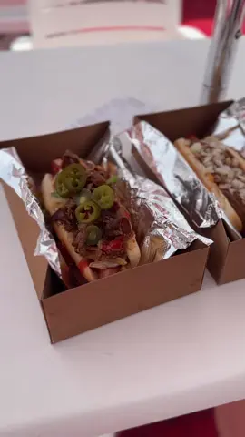 La style hot dogs, is this one authentic though? #hotdog 