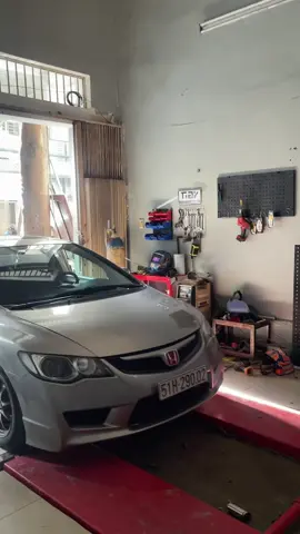 Vẫn là axleback cho Civic gen 8 - dòng xe quen thuộc nhất của #Tigv #honda #hondacivic #jdm#axleback#catback#street#car #trending #fyp 