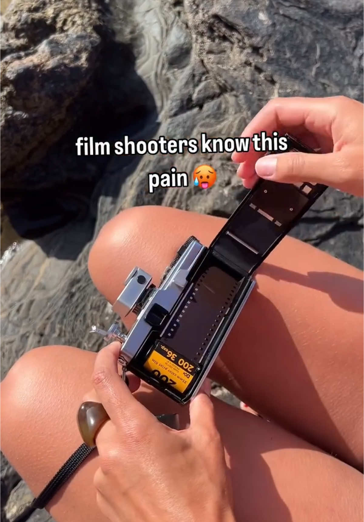 this reel smells like ruined negatives 🎞️ . . #35mmfilm #halfframecamera #olympuspenft #shootfilmstaybroke #filmcamera #analoglove #halfframevibes #compactcamera #filmisalive #everyframecounts #halfframesociety #filmfeed #filmforever 