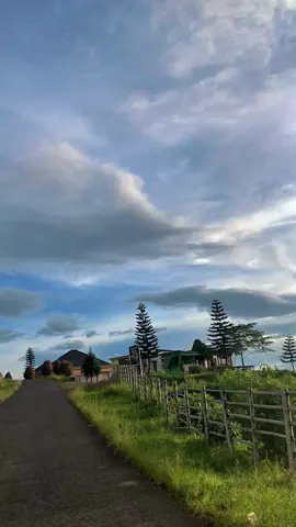 Ada yang tau tempat ini? Desakuu😍#fyp #foryou #brandamu #foryoupage #probolinggo #probolinggohits #probolinggo_jawatimur #krucil #bermi #tambelang #exploreprobolinggo 