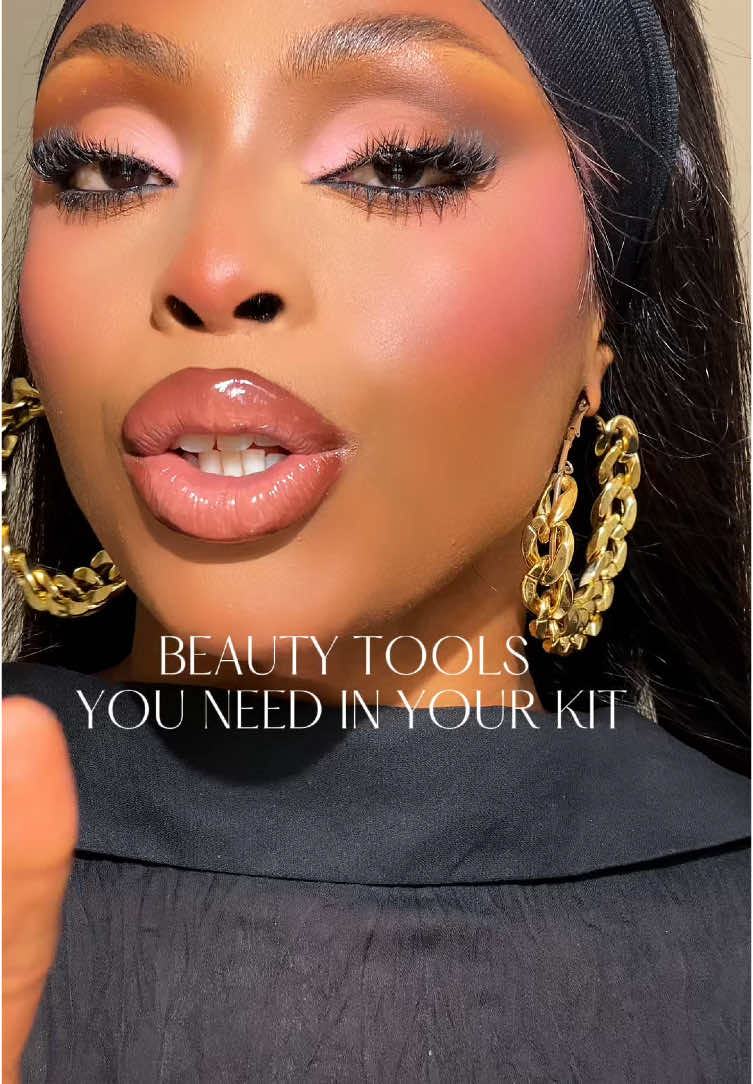 You need these in your kit if you are a beauty girlie😀 #beautytools #beautytoolsformakeup #beautytoolsyouneedinyourkit 
