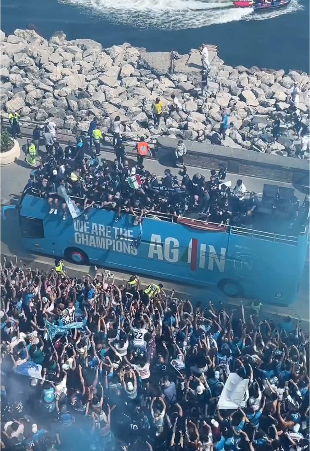Emozioni 🩵 #festascudettonapoli #napoli #forzanapoli #scudettonapoli #scudettonapoli2025 