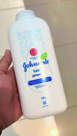 Keep your baby feeling fresh and comfortably dry all day with Johnson’s Baby Powder 200mg—gentle protection with a soft baby scent, perfect for all skin types. #fyp  #JohnsonsBlossoms #GentleCare #BabyFresh #SoftAndSafe #FloralFreshness #BabyEssentials #MomApproved #Johnsonsbaby