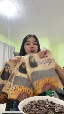 sobrang mura kalahating kilo na mapapa hoard ka talaga sarap pa! ☺️🥰 #cocofoodph  #sunflowerseeds  #healthysnacks 