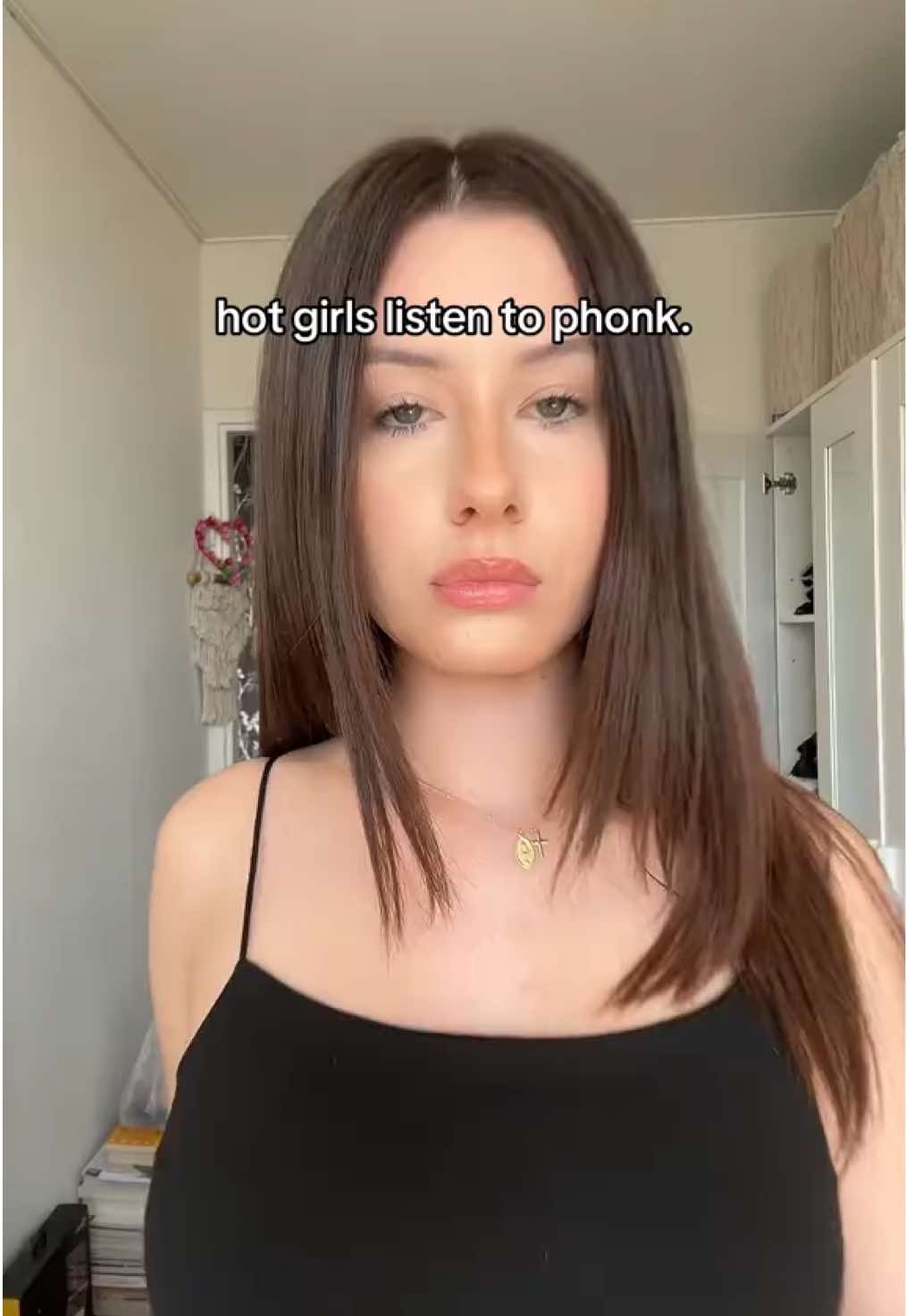 to funk and techno as well😛🖤 #brazilianphonk#funk#techno#bombshell#victoriassecret#modelwalk#fyp#viral#Runway#catwalk#TikTokFashion#fyp#model#runwaywalk#walkrw#modeling