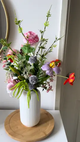 Siapa yang into popies flower now 🥰sama mcm saya. Lately suka popies & lilly . Mak mak sangat suka bunga hihi