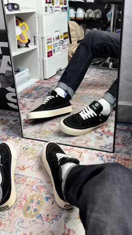 Membalas @𝕱𝖆𝖗𝖗𝖊𝖑𝖑.𝖓𝖓𝖉 akun kalian dapat harga berapa cuy coba koment dah 🧐 #sepatusneaker #sepatu #sepatusekolah #sepatumurah 