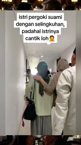 jika memang sudah bosan, maka kembalikan dengan baik2 seperti dulu kau memintanya. #pelakoradadimanamana #suamiselingkuh #duniasemakintua 