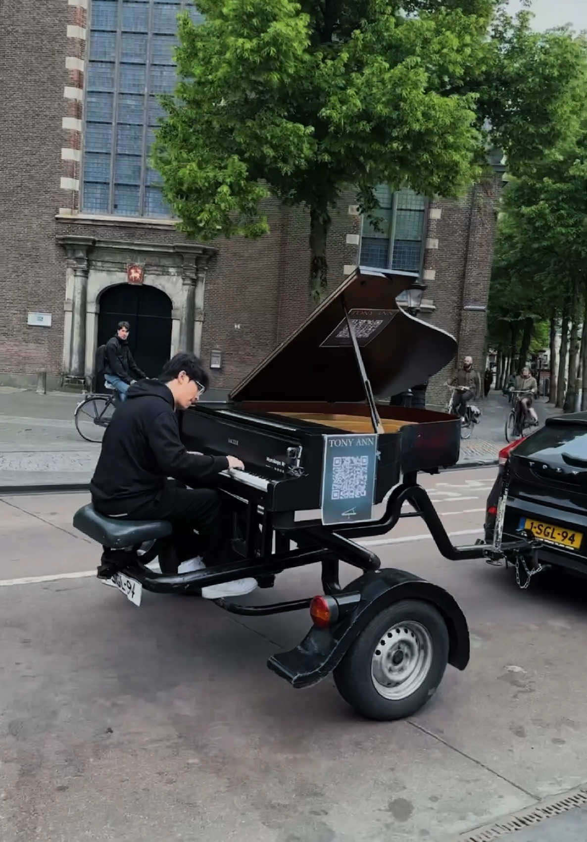 DON’T TRY THIS AT HOME! ⚠️‼️‼️ #piano #song #music #travel #driving #daily #comedy #humor #live #tour #destination #reaction #cars #neighborhood 