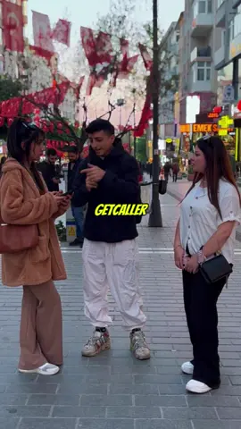 Arkadaşı Sevgilsiyle Sevgiliymiş ( GETcaller inidririn sizde emin olun) #viralvideo #viraltiktok #sokakröportajları@getcaller 