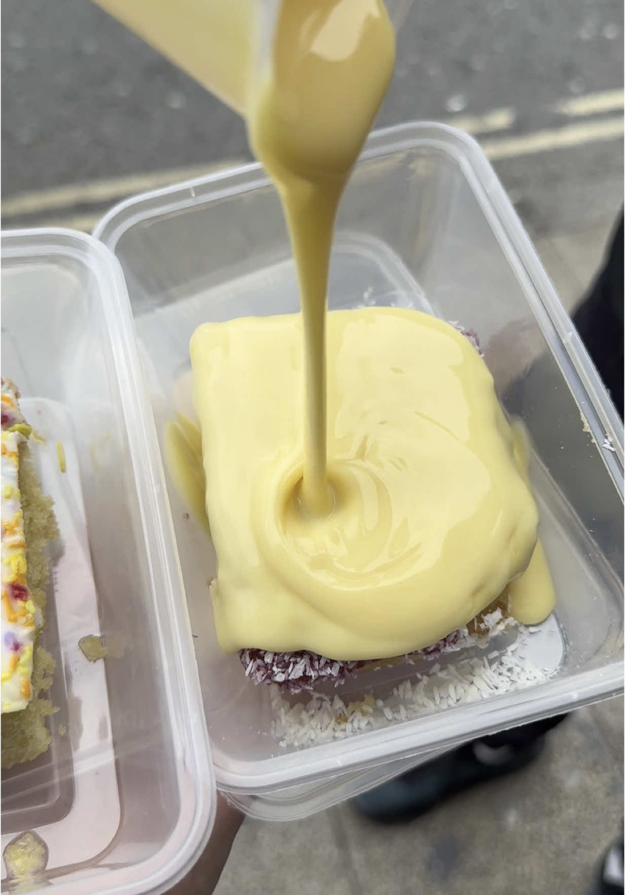 Brand new homemade cakes only £5 😋 Strawberry jam & coconut 🥥  School cake 🎂  Served with warm custard 🍮  #thegyrosguyz #fyp #Foodie #gyros #cake #custard #yum #wow 