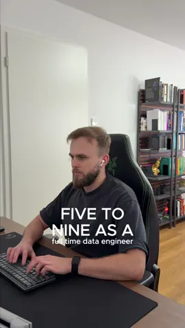 what a evening #5to9 #worklife #corporatelife #homeoffice #wfh #workfromhome #eveningroutine #data #dataengineer #asmr #Vlog #dailylife #aesthetic 