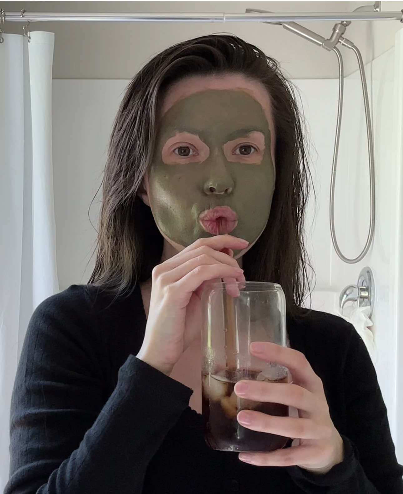 Slow morning with me 🧖‍♀️ #SelfCare #slowlife #slowlifestyle #morningroutine #morningvlog #morningvibes #celimax #minivlog #skincareroutine 
