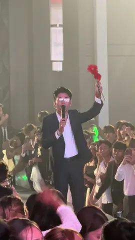 One last video of his ZG Gala 2025 moment😮‍💨#fyp #teppiseth #zandogala2025 @TEPPISETH 