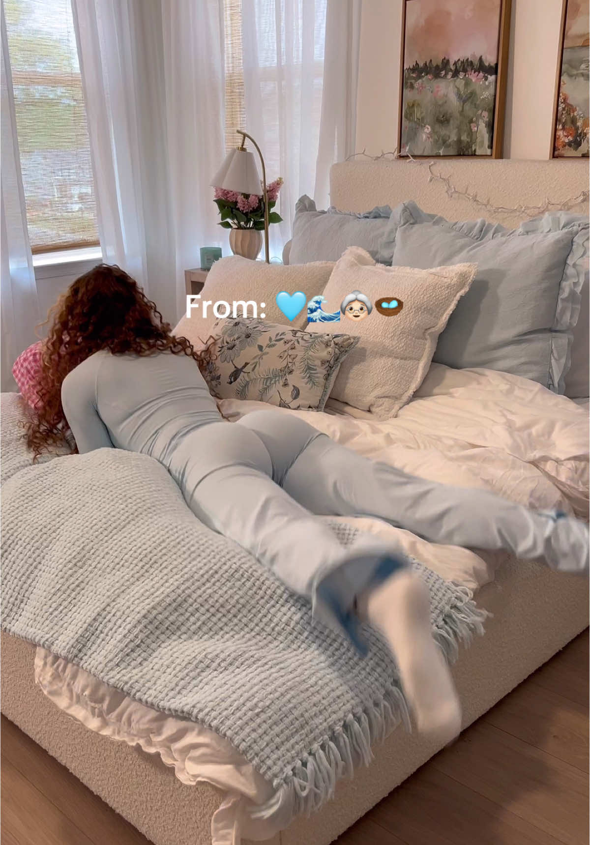 Summer bedding refresh! From 🌊👵🏻🩵🪺 to 💕🎀🏠🌷  #bedding #bedroommakeover #makeover #beddingdecor #beddingrefresh #summerdecor #homedecor #bedroomdecor #bedroomdesign #cottagecore 