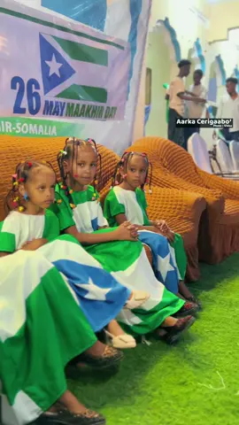 Hablaha maakhir #fyp #foryou #maakhir🇧🇸 #somalitiktok12 #vira #puntlander🇸🇱 #puntlander🇸🇱 #khaatumostate🐎🇸🇴 #foryoupage #somalindtiktok💚🤍❤️ #viral_video 