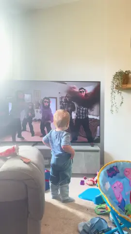 I found this @Bruno Mars move hillariouse untill river started teaching all the children at nursery it 😅😂#lazysong #brunomars #dancingtoddler #happyfeet  