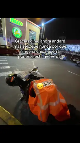 Uu😏 #bikers #chalecos #motos #sad #girls #oufit #yamaha #humor