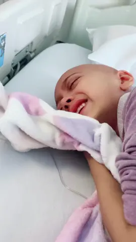 Donate to save Sarah link in bio! We're building a community that Empowers Hope to hundreds of young cancer patients.