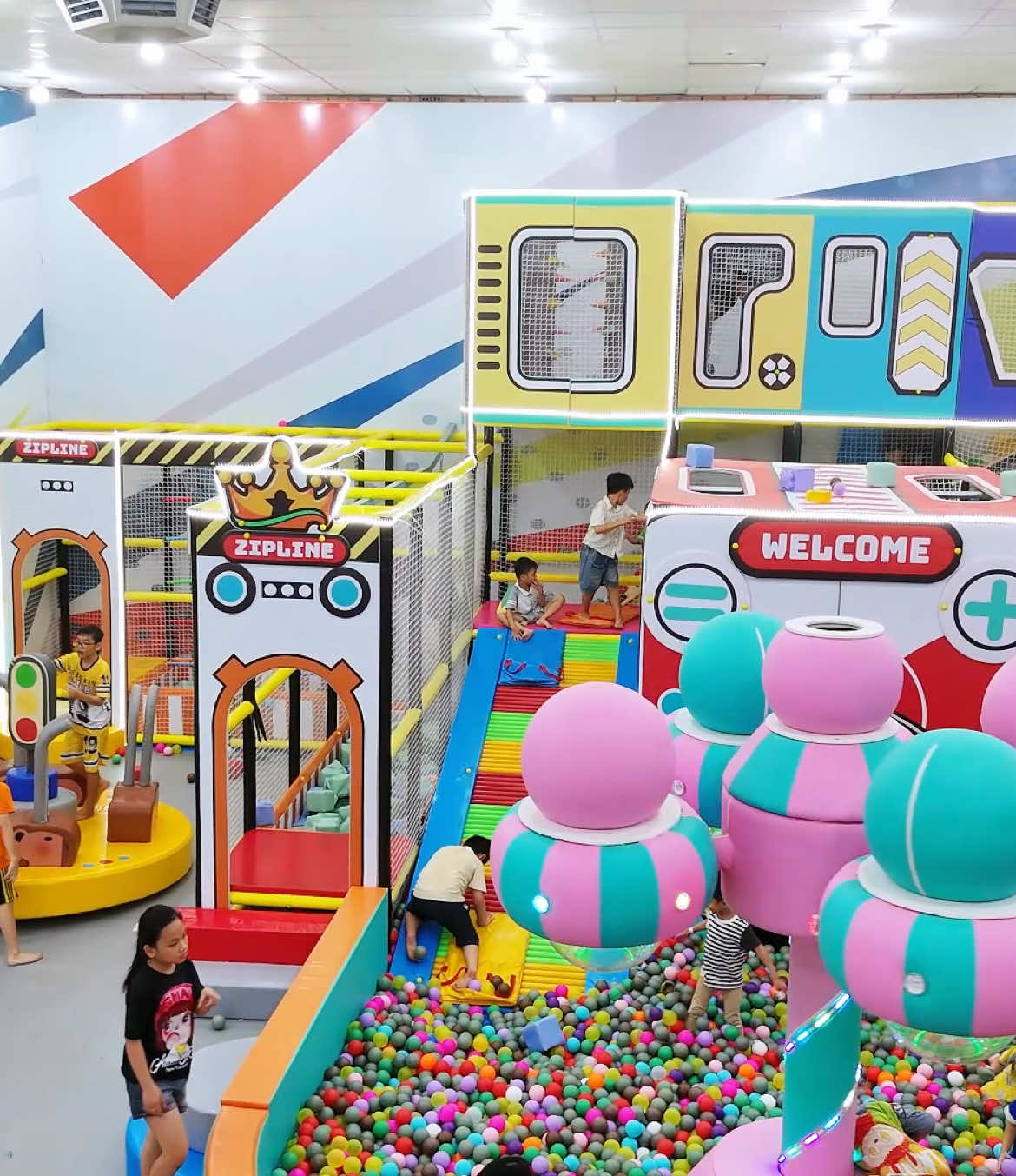 Thế giới trò chơi đầy đủ sắc màu cho các bé #khuvuichoi #khuvuichoichobe 