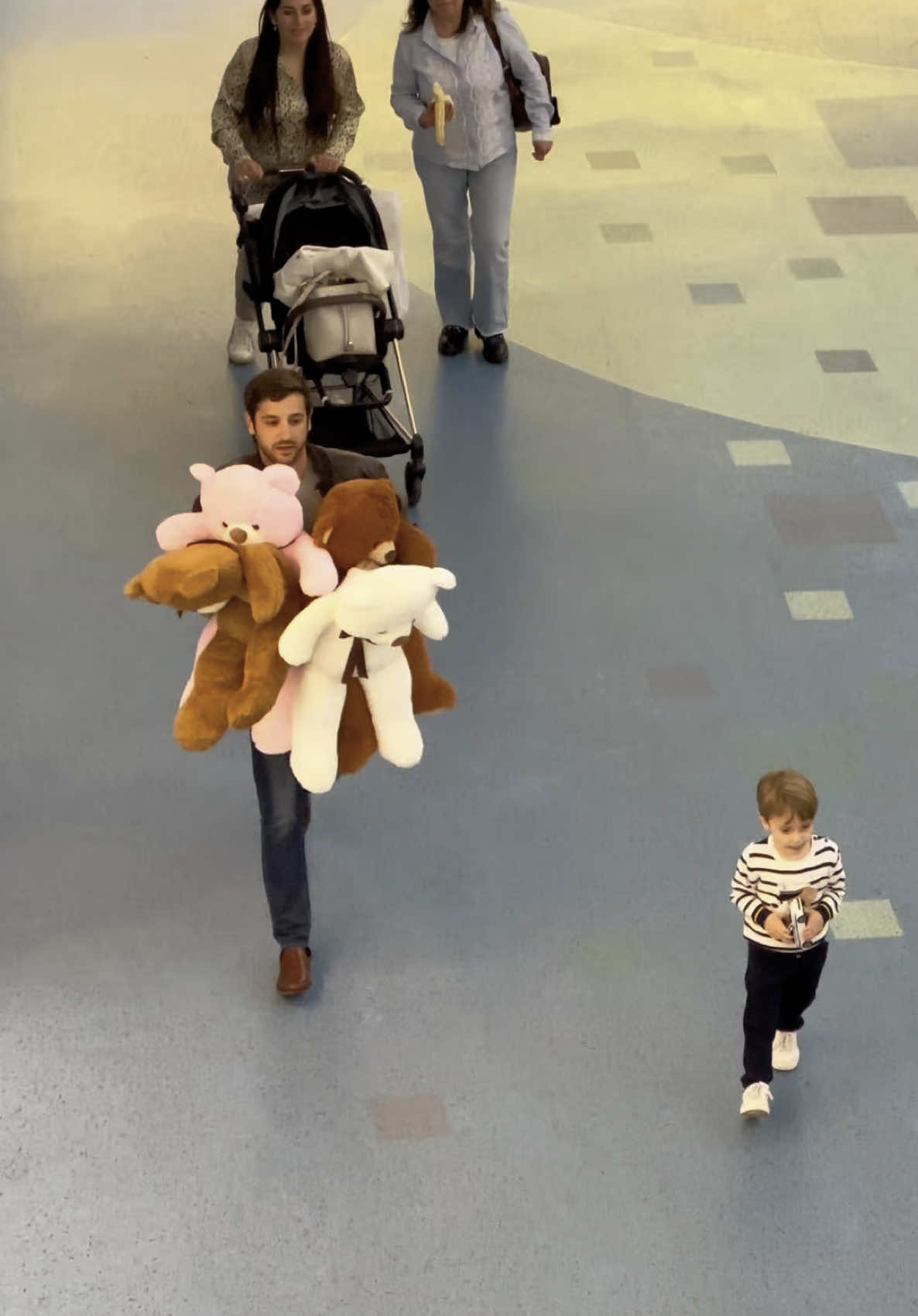 Test sociale n.124 | la gentilezza dei bambini è potente, spontanea 🥹❤️ #kindness #bekind #socialexperiment #fyp 