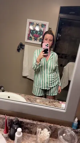 Keeping it simple this Memorial Day with a classic OOTD — but most importantly, taking a moment to honor and remember those who gave everything for our freedom. Forever grateful for the brave men and women who have served our country. #MemorialDay #MemorialDayOOTD #ThankYouForYourService #USAStyle #PatrioticOOTD #RedWhiteAndBlue #AmericanStyle #OOTD #SummerFit #GratefulHeart #SupportOurTroops #FashionWithPurpose #MemorialDayStyle