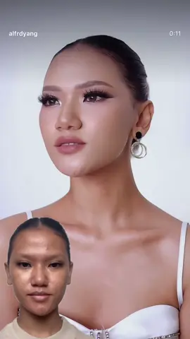 Makeup by Alfred Yang #muajakarta #makeupartistjakarta #muaindonesia #makeupartistindonesia #weddingmakeup #thaimakeup #beforeandafter #partymakeup #beforeandafter 