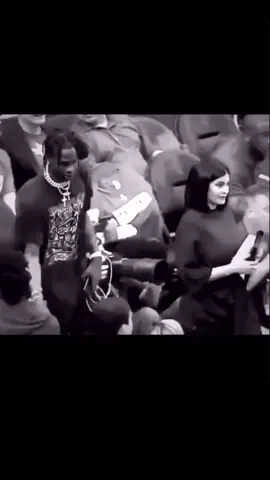 🖤🖤 #kingkylizzel #kyliejenner #travisscott 