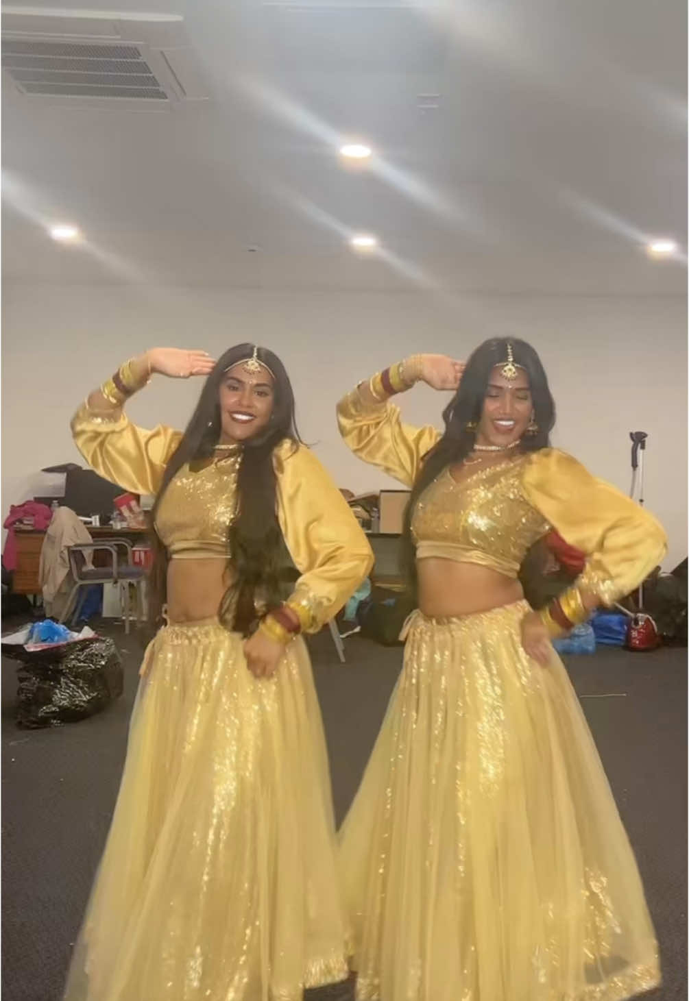 Me and queen doing some back stage antics before we hit the stage @sonalia.kaur 🥰🫶🏽 #chorbazaari #bollywood #dance #srk #sisters #trend #fyp #foryoupage #foryou #mehndi #indian #punjabitiktok #desitok #viral_video 