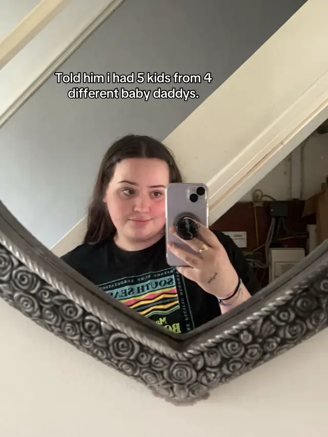 Holy hair ball for real. #foryoupagе #PetsOfTikTok #kittensoftiktok #catsoftiktok #foryoupage #ratpaggy #browneyes #holyfknairballl 