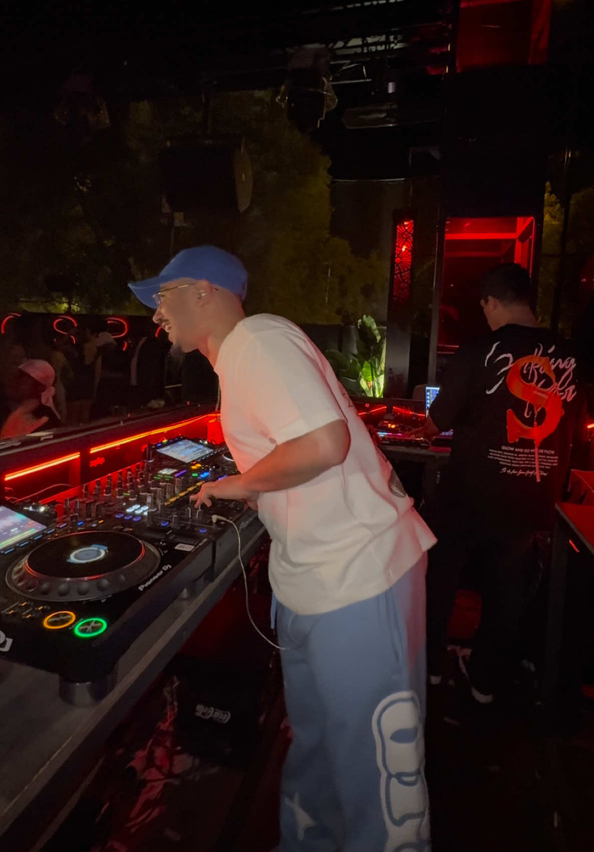 Chaabi live in Spain 🇲🇦🇪🇸 ig: redasoussia✨ #viral #fyp #redasoussia #dj #producer 