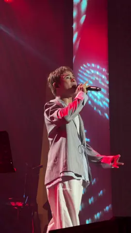 huhu Tường hát Cho Em Gần Anh Thêm Chút Nữa hay quá, siêu hoài niệm 🥺 #buicongnamthestory #livetourthestory #dinhviettuong #viraltiktok 