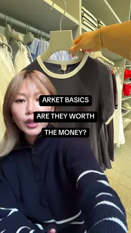 We’ve seen cos now moving onto Arket, how do the basics compare and are they worth it even though they’re not as expensive? #arket #wardrobebasics #qualityfashion #fashioneducation #mindfulmondaymethod 