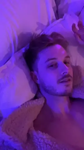 please watch!!! ig thesethbishop - send me proof you’re streaming my music for a surprise <3 #music #newmusic #booktok #losangeles #singing #newmusicfriday #fyp copy 3