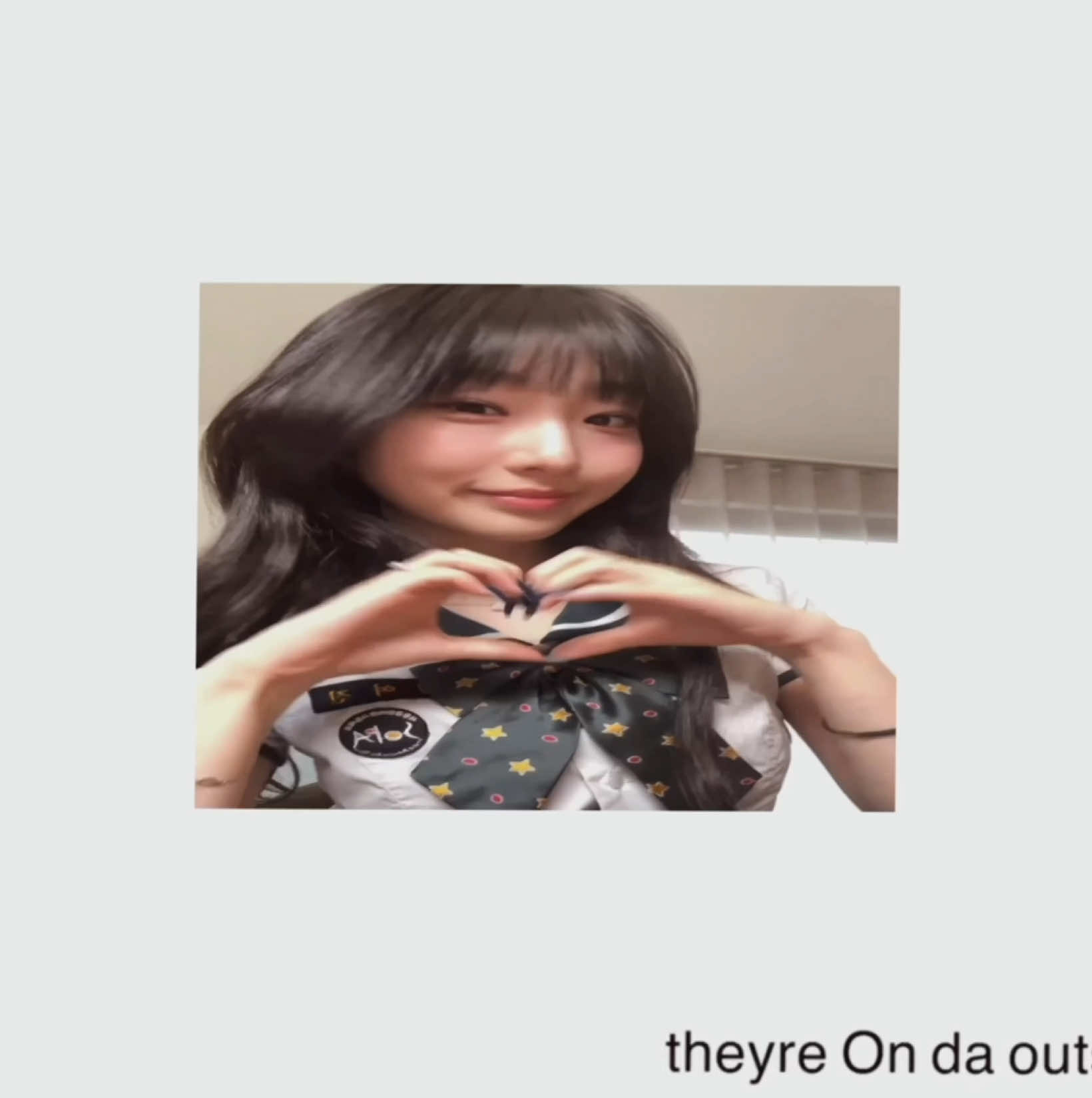 this is A remakeOf one of my Oold edits. . . for : @veri my Girl😄💖 #yeojin #loossemble #loona #orbit #edit #ipodviv #Hi also 4 those who give a Gaf i am eating A taco 🌮 Right now . ..  .on a MONDAY!!!!!!! in your mind : why is This girl Eating a taco On a Monday???!?!?!! cant she wait ONE DAY! 4 Tuesday jeeez 😒.
