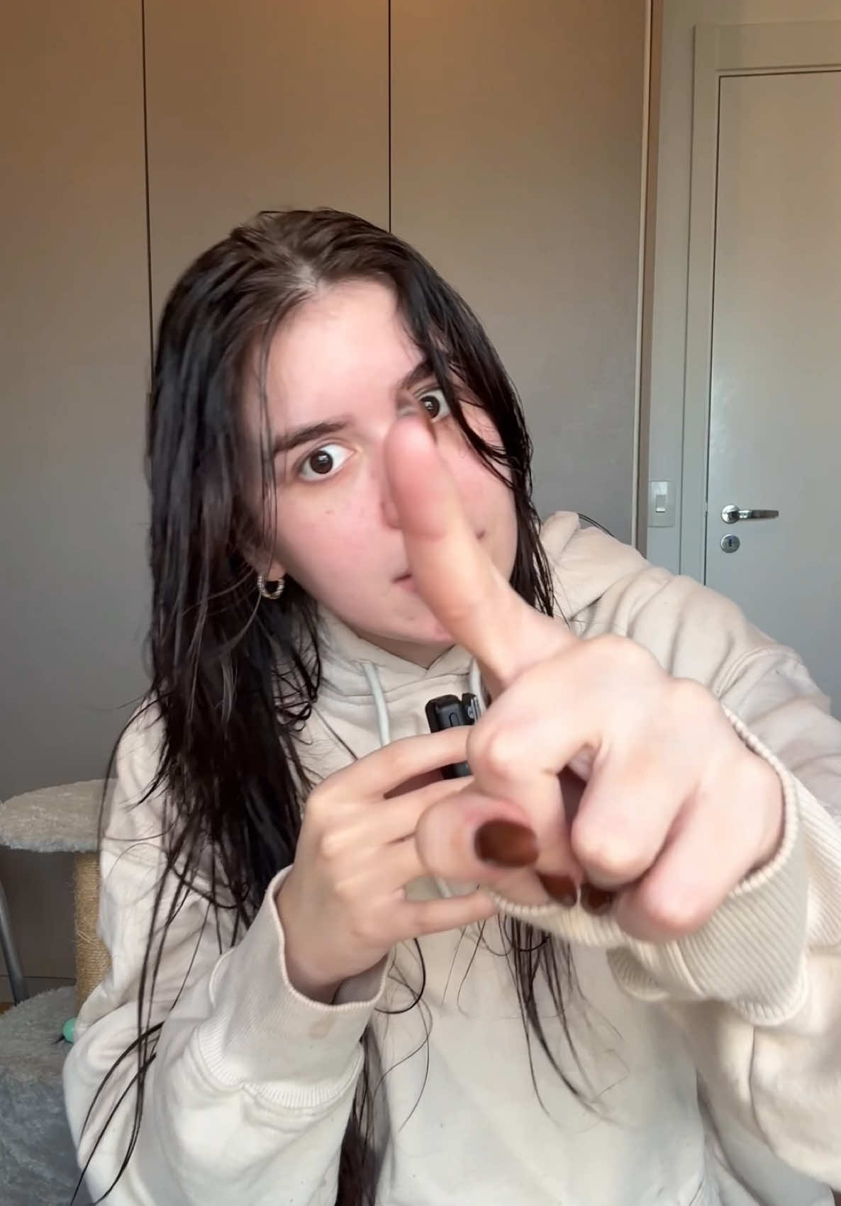 quando eu crescer eu quero ser aquelas mulheres cheirosas que chamam atenção por onde passam….  e com as #CombinaçõesDoBoti ficou mais prático! você não precisa entender de perfumaria pra ser a pessoa mais perfumada do rolê! @O Boticário *publi 