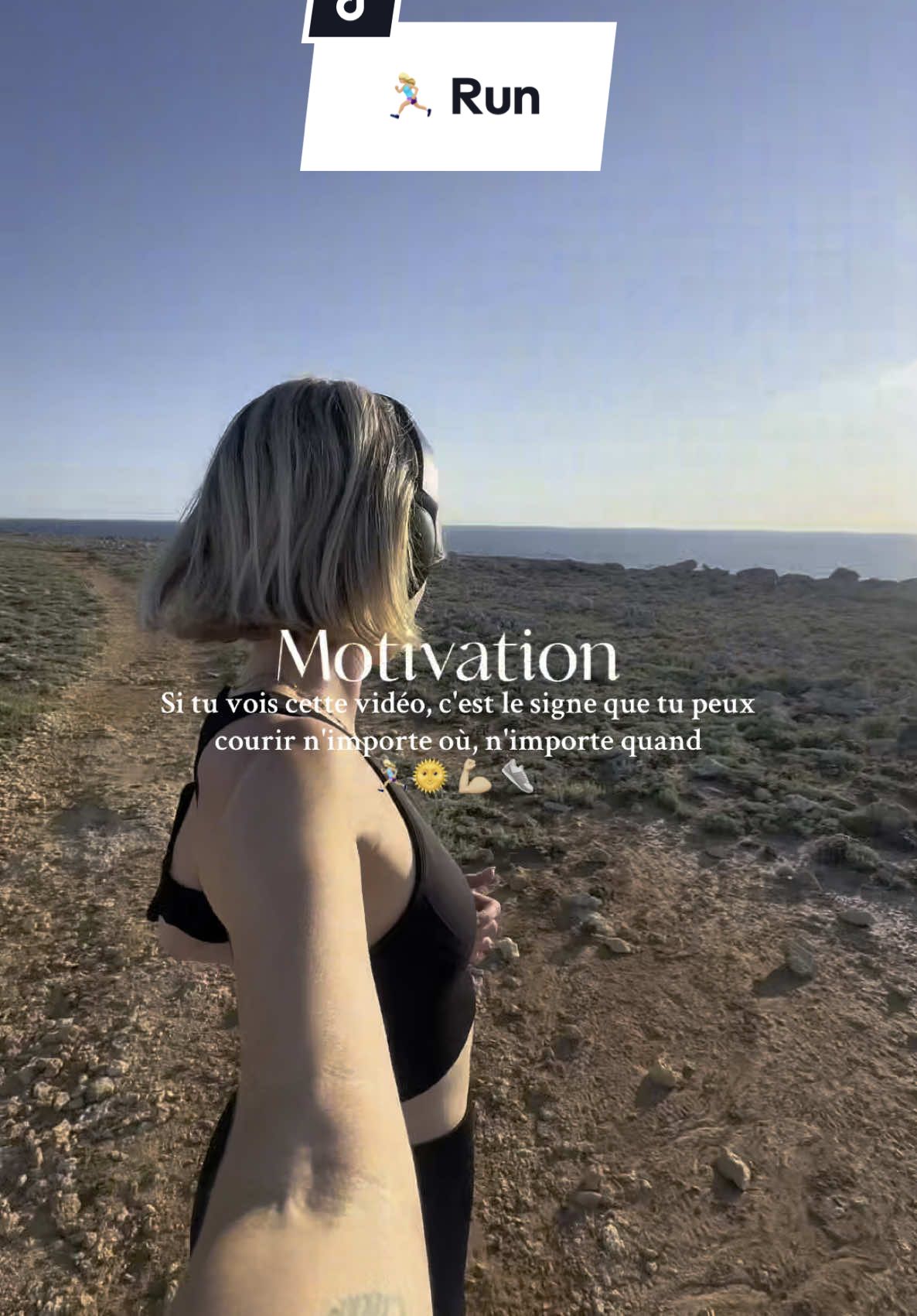 🏃‍♀️Courir, même en voyage, et surtout à Minorque, c’est si beau ! 🌞  Si tu vois cette vidéo, c’est peut-être le signe de mettre tes baskets, où que tu sois. 💛 n’hésite pas à partager cette vidéo pour motiver quelqu’un 💪🏼 👟 🏃🏼‍♀️  - Preparation du semi-marathon  #PrépaSemi #CourirPartout #RunEverywhere #MinorqueRun  #BonheurEnMouvement #Running #runner #courir #menorca #menorcalove #minorque #morningmotivation #motivation 