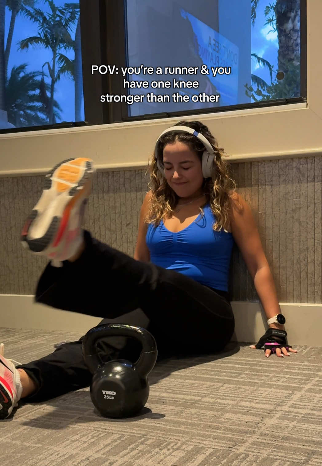 Making my knees strong to be able to run faster 🏃‍♀️ #marathonprep #runnerlegday #kneeexercises #runnerknee #fyp #runtok 