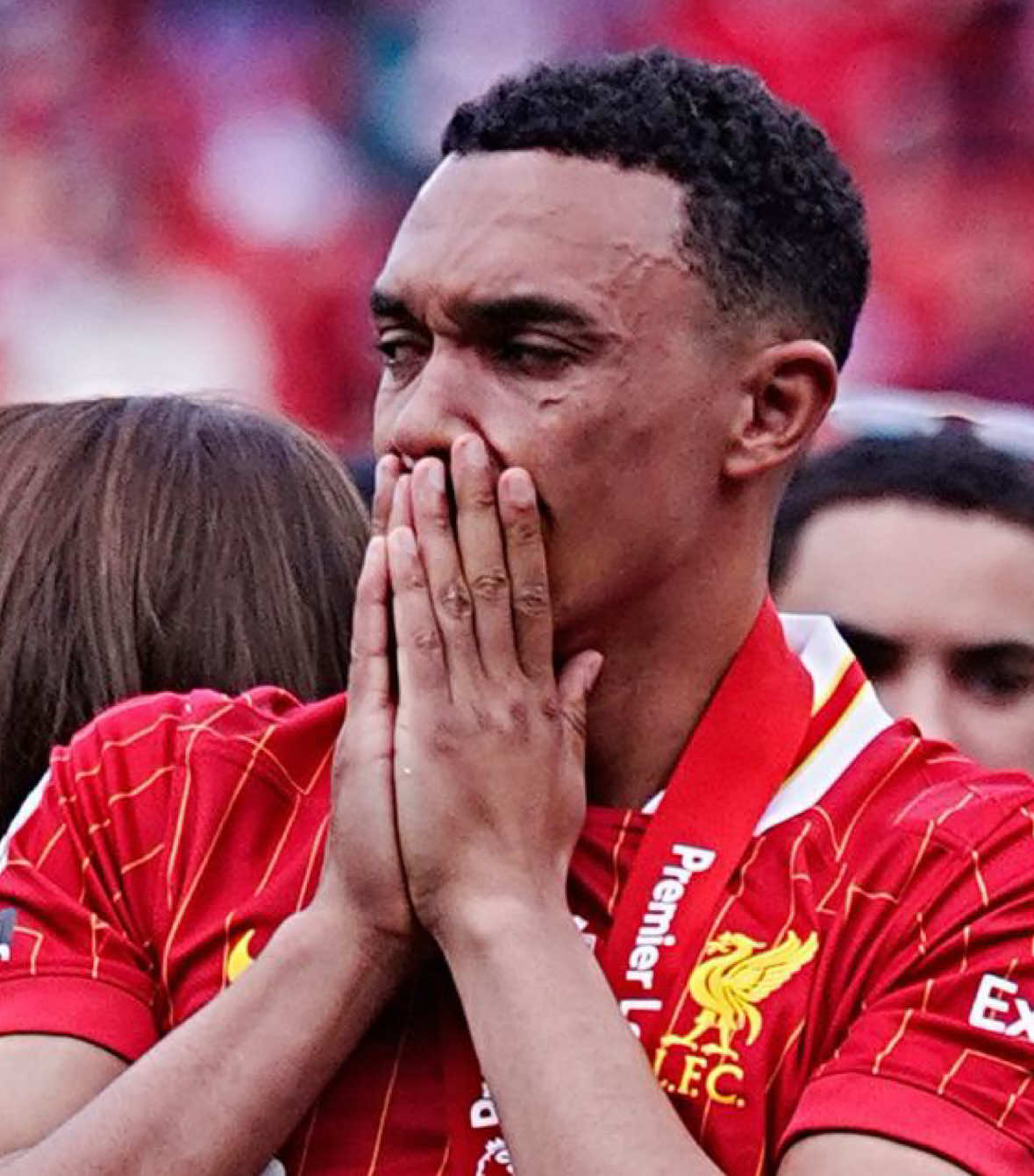 Since Trent Alexander Arnold has officially left Liverpool after 20 years sit back and enjoy some his best ever passes  💔… #trent #trentalexanderarnold #football #PremierLeague #football #skyports #foryou #fyp
