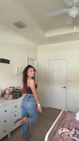 Do u guys like my jeans yes or no 🙄