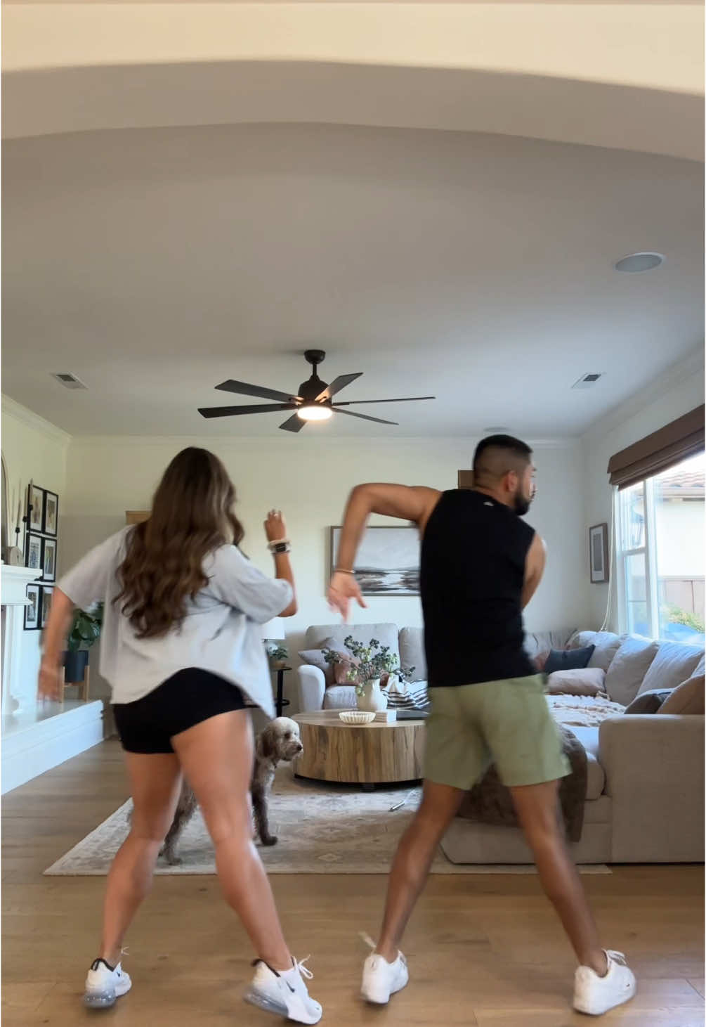 Couldn’t not hop on this trend 💃🏻🕺#whisk #samba #dance #dancetrend #trending 