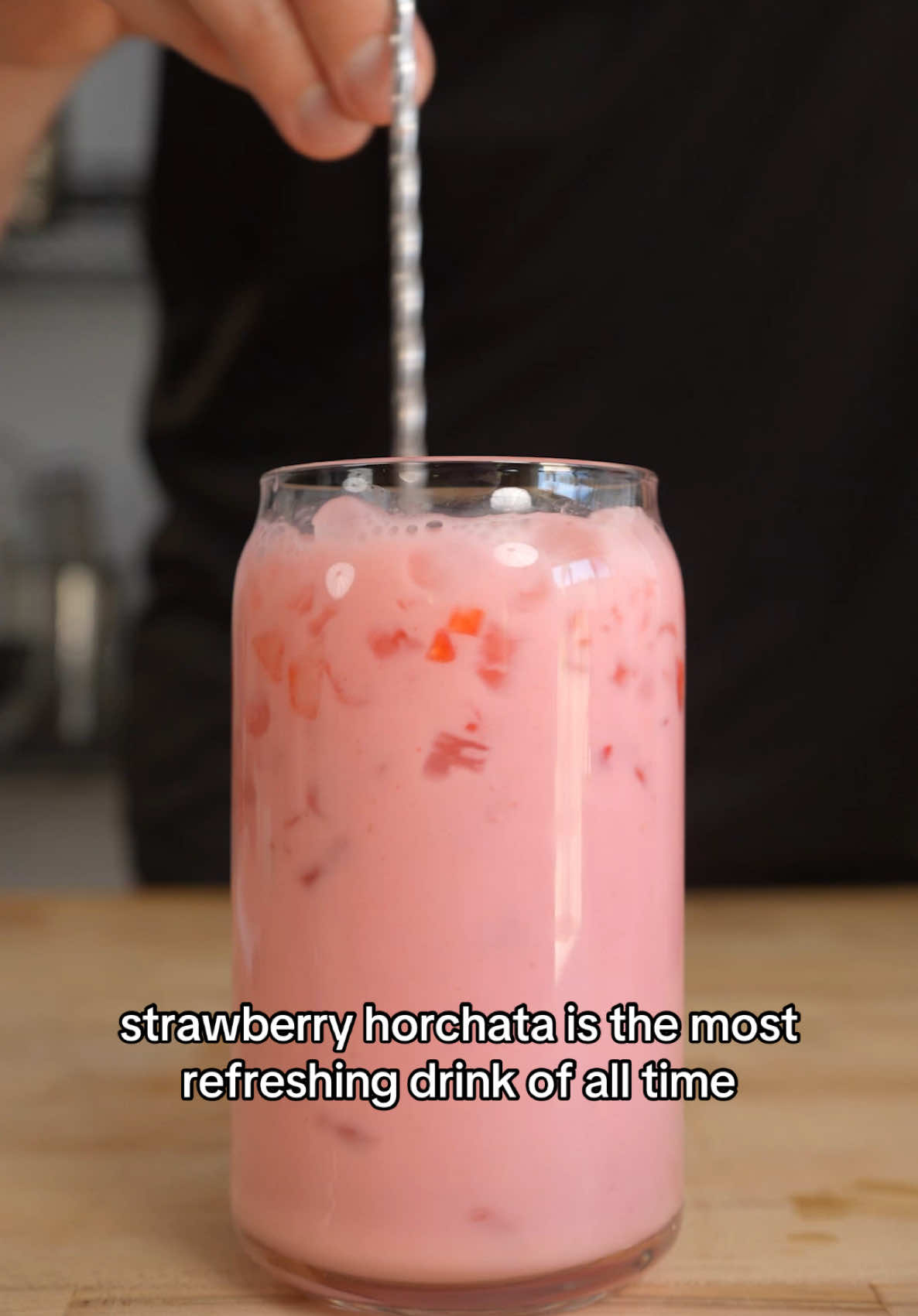 If you haven't tried horchata yet, wyd? 🍓😍 #kroger #horchata #summerdrinks #drinktok #EasyRecipe #strawberryhorchata #refreshing @roicebethel 