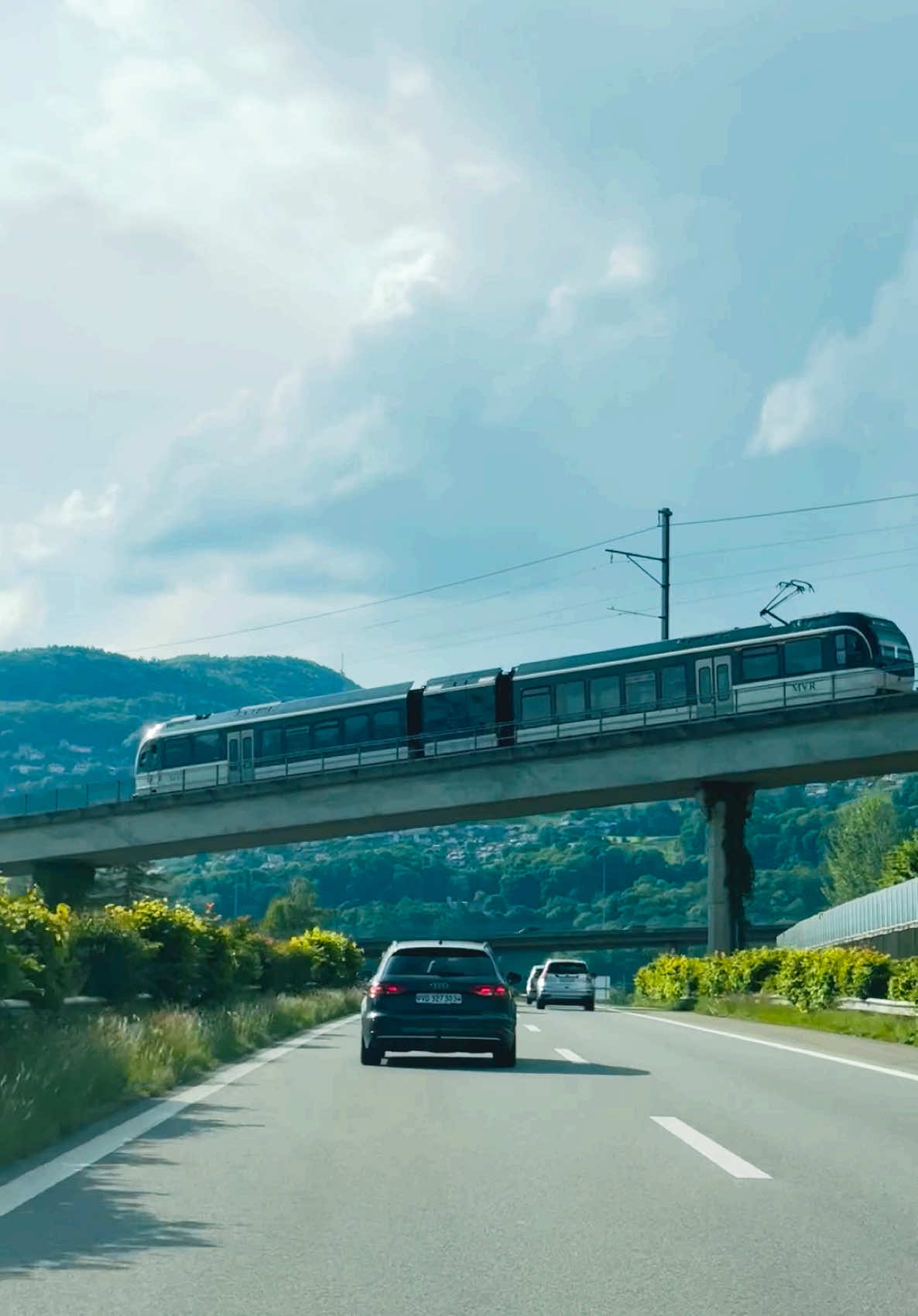 #switzerland #switzerlandviews #switzerlandtravel #paysage #roads #roadtrip #🤩 