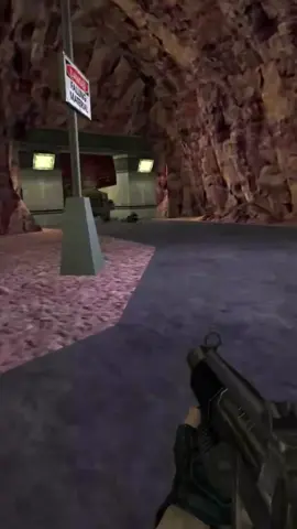 I don't remember this part in Opposing Force. #halflife #halflife2#halflifeopposingforce #opposingforce #hl #hl2 #halflifememes #ambatukam #ambatubus