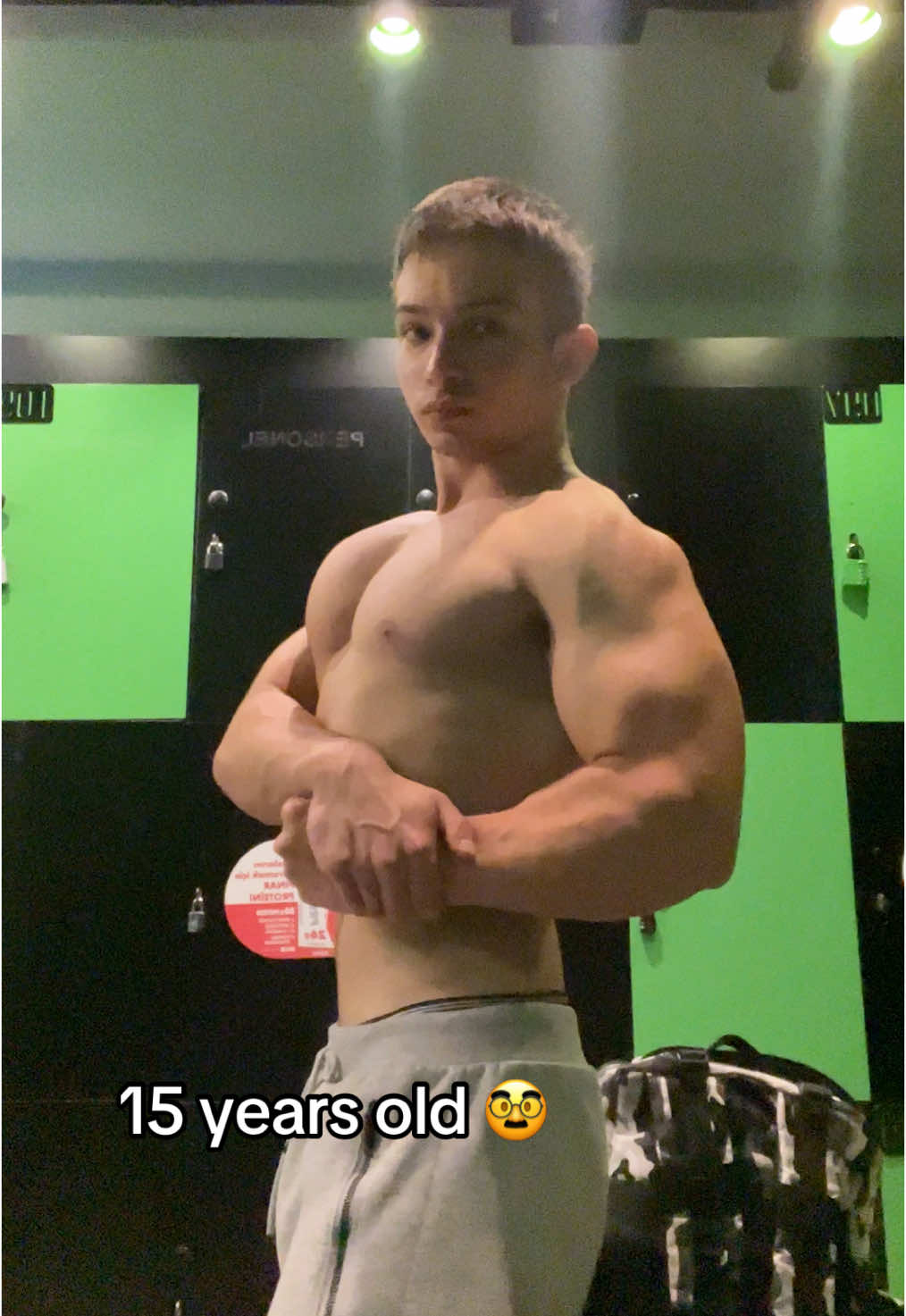 5 yıldır 15 yasında buda ya #keşfet #fypage #gym #GymTok #gymrat #fyp #body #bodybuilding 